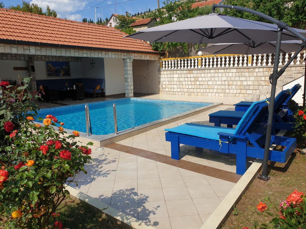 Apartment Oaza Mostar Buitenkant foto